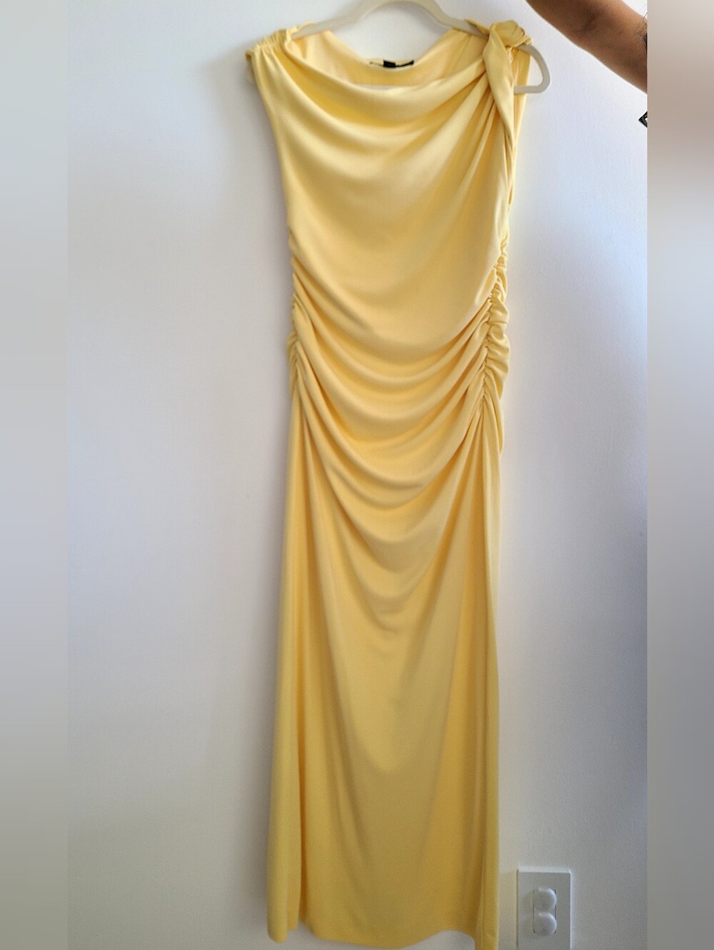 Zara Women's Medium Butter Yellow Ruched Dress
